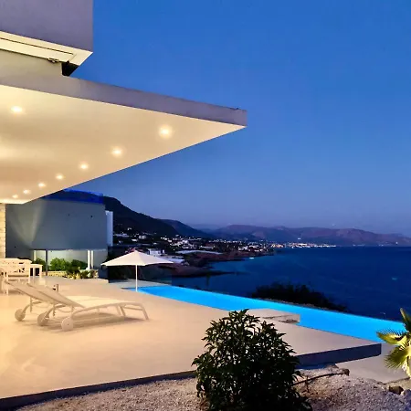 Kuro House - Oceanfront Luxury & 25m Pool *