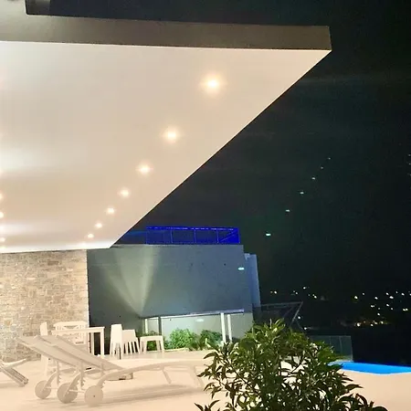 别墅 Kuro House - Oceanfront Luxury & 25m Pool *