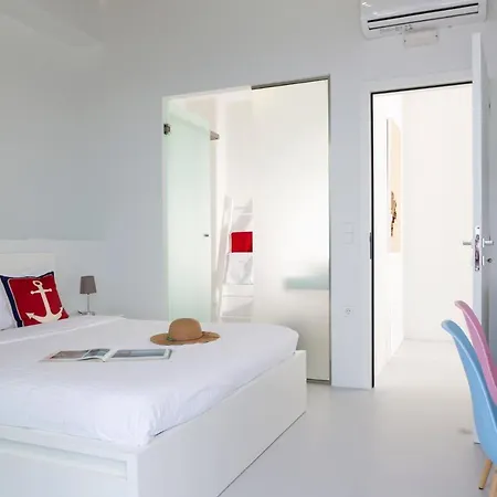Kuro House - Oceanfront Luxury & 25m Pool 别墅