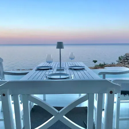 Kuro House - Oceanfront Luxury & 25m Pool Achlia